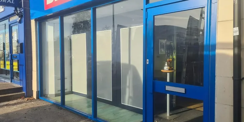 Aluminium Shop Fronts Luton