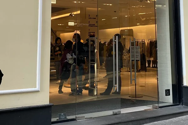 Shop Fronts Luton
