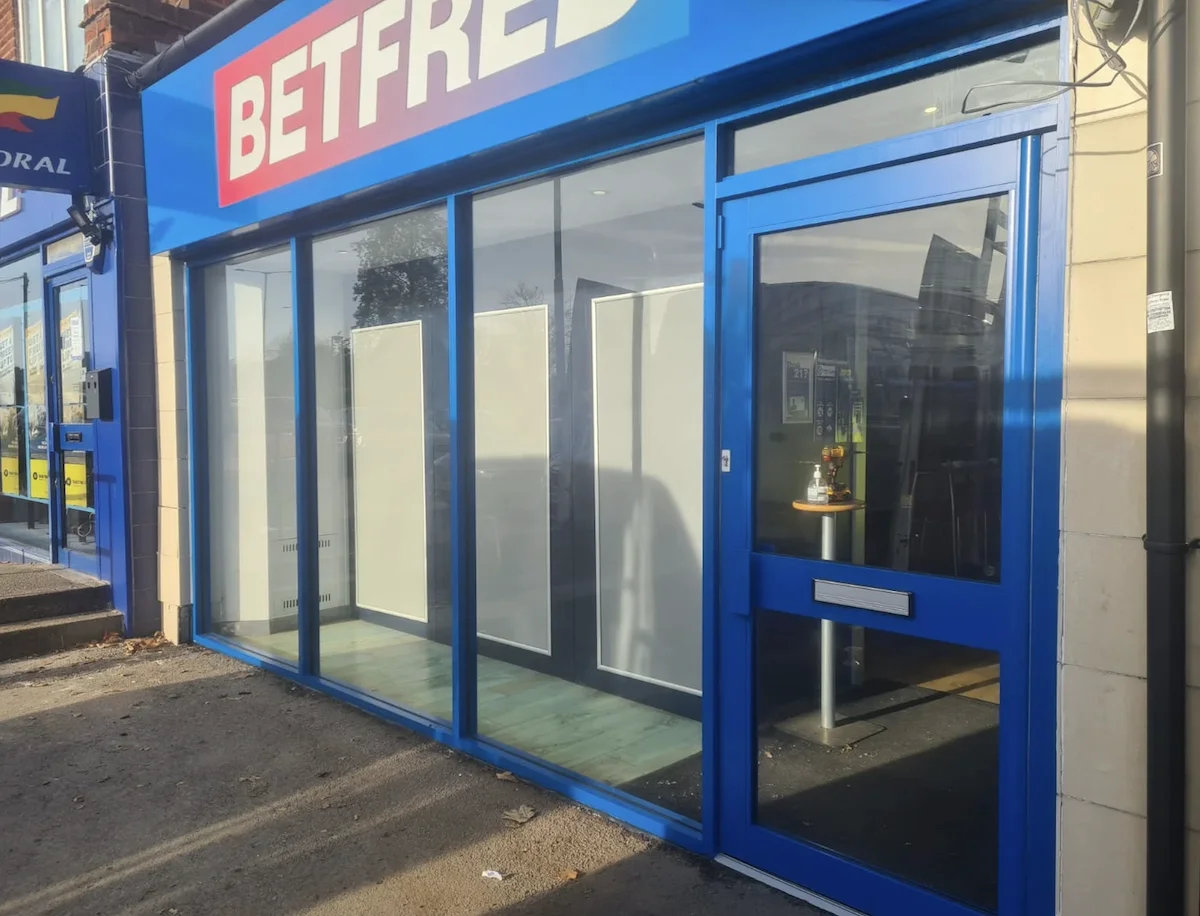 Bet Fred Shopfront Luton